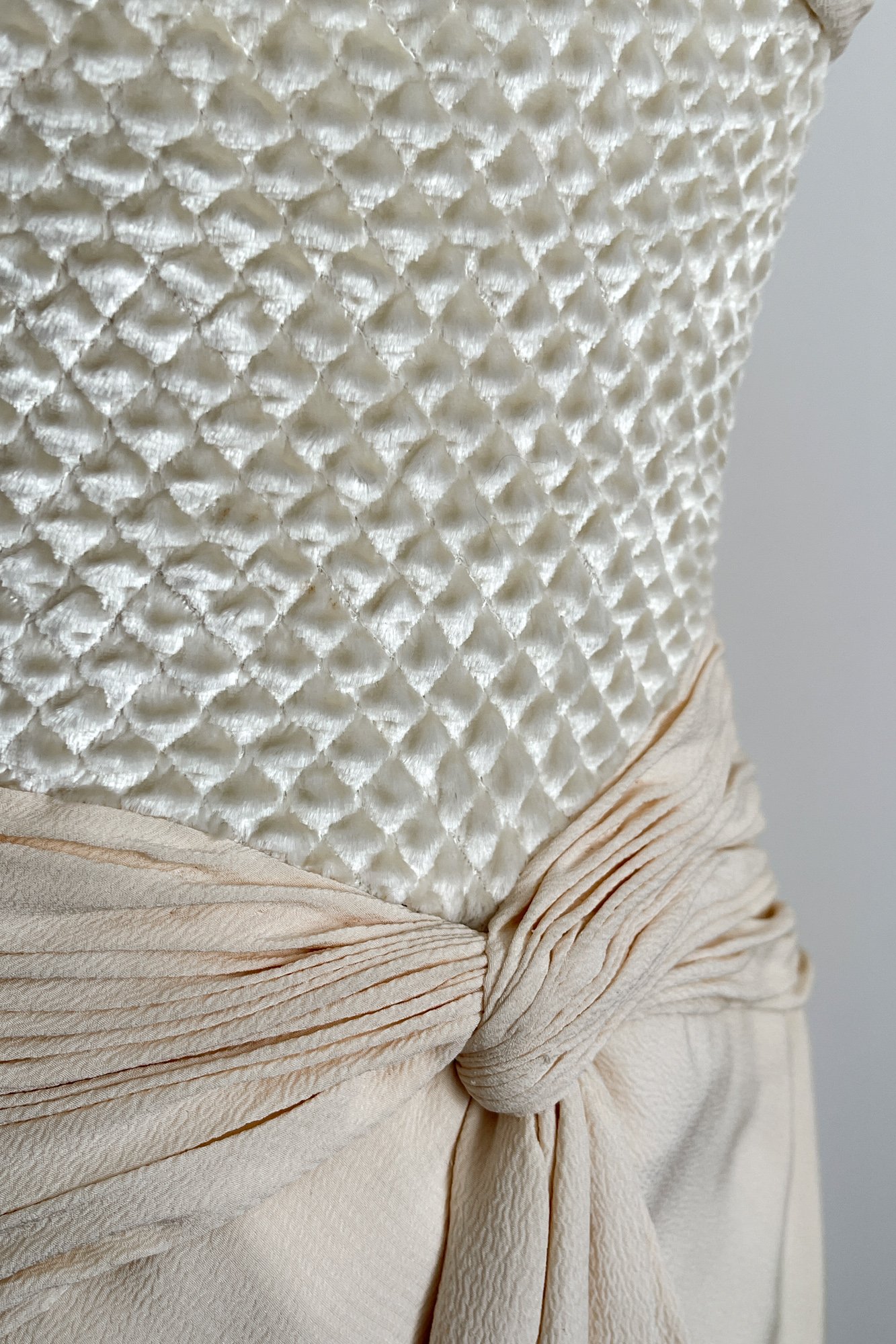 EMERIEU-Valentino-Haute-Couture-spring-summer-1995-ecru-mid-length-dress-8