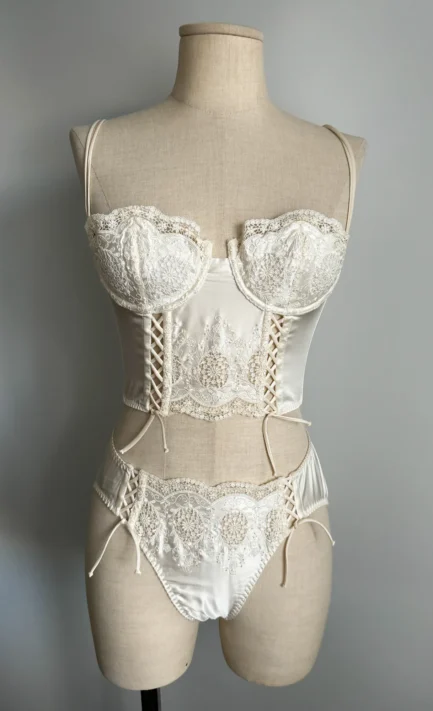CHANTAL THOMASS 1995 Ivory Silk Lingerie Ensemble (S)