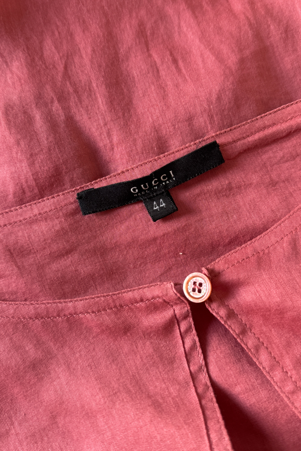 EMERIEU-Gucci-2004-pink-cotton-keyhole-blouse-long-sleeve-shirt-label