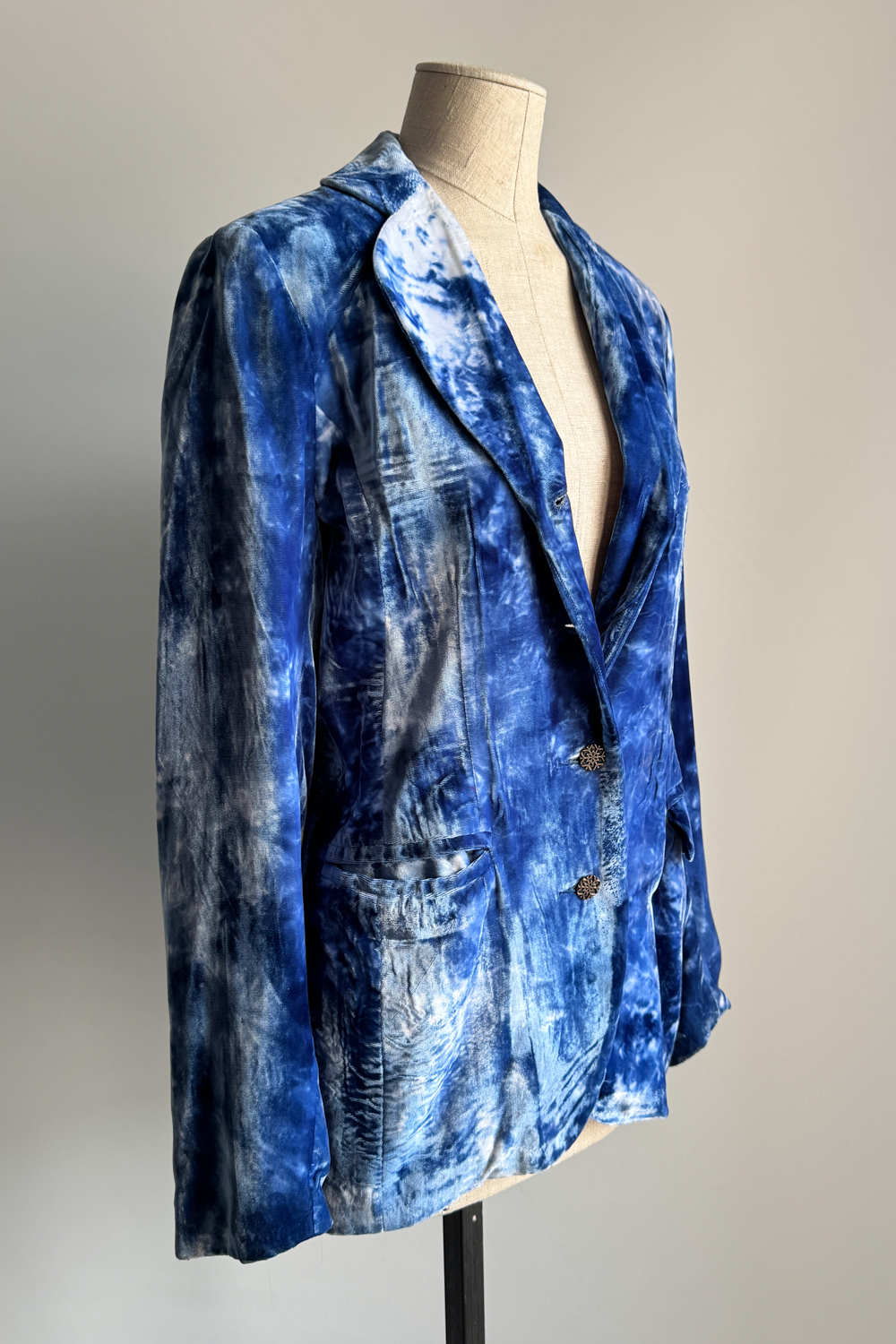 EMERIEU-Todd-Oldham-FW-1994-blue-veltvet-jacket-button-blazer-2