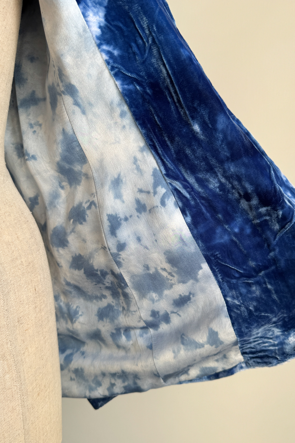 EMERIEU-Todd-Oldham-FW-1994-blue-veltvet-jacket-button-blazer-6