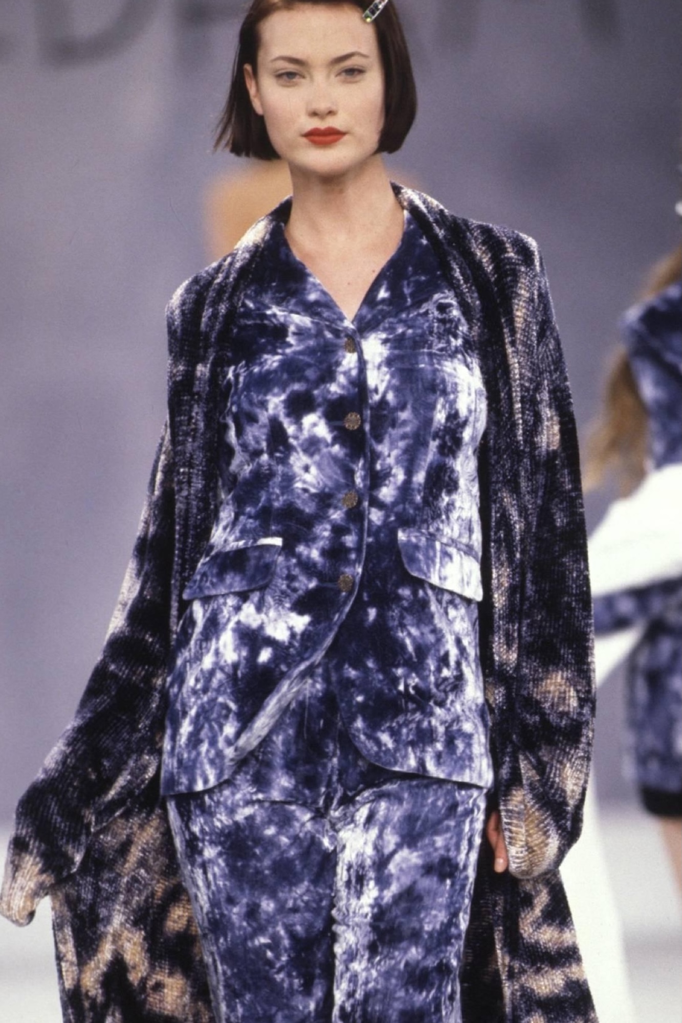 EMERIEU-Todd-Oldham-FW-1994-blue-veltvet-jacket-button-blazer-runway