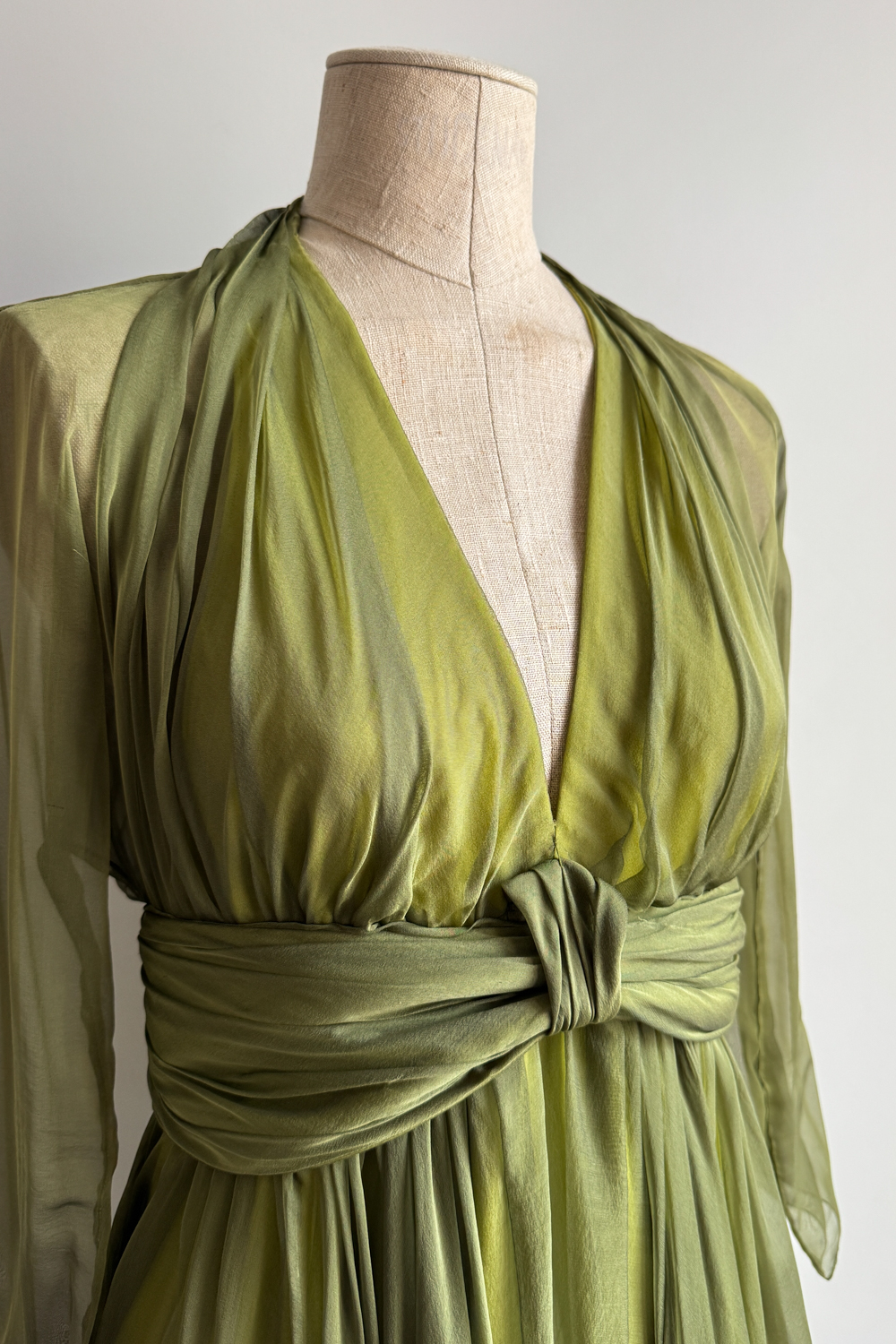 EMERIEU-Chloé-by-Martine-Sitbon-SS-1992-vintage-green-silk-midi-dress-5