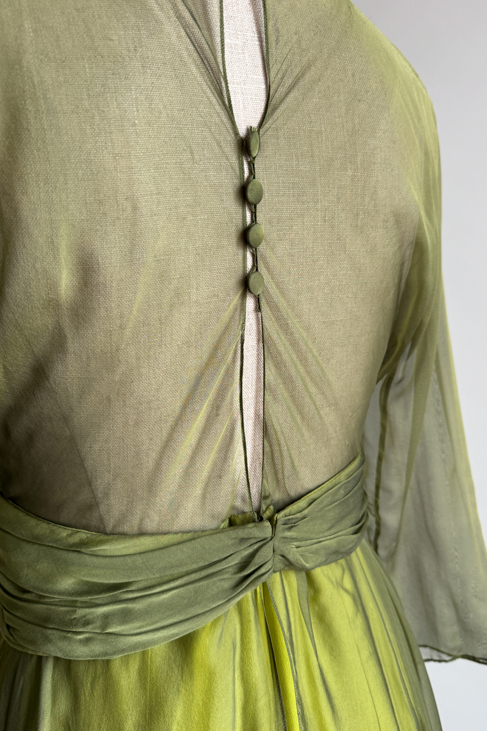 EMERIEU-Chloé-by-Martine-Sitbon-SS-1992-vintage-green-silk-midi-dress-7