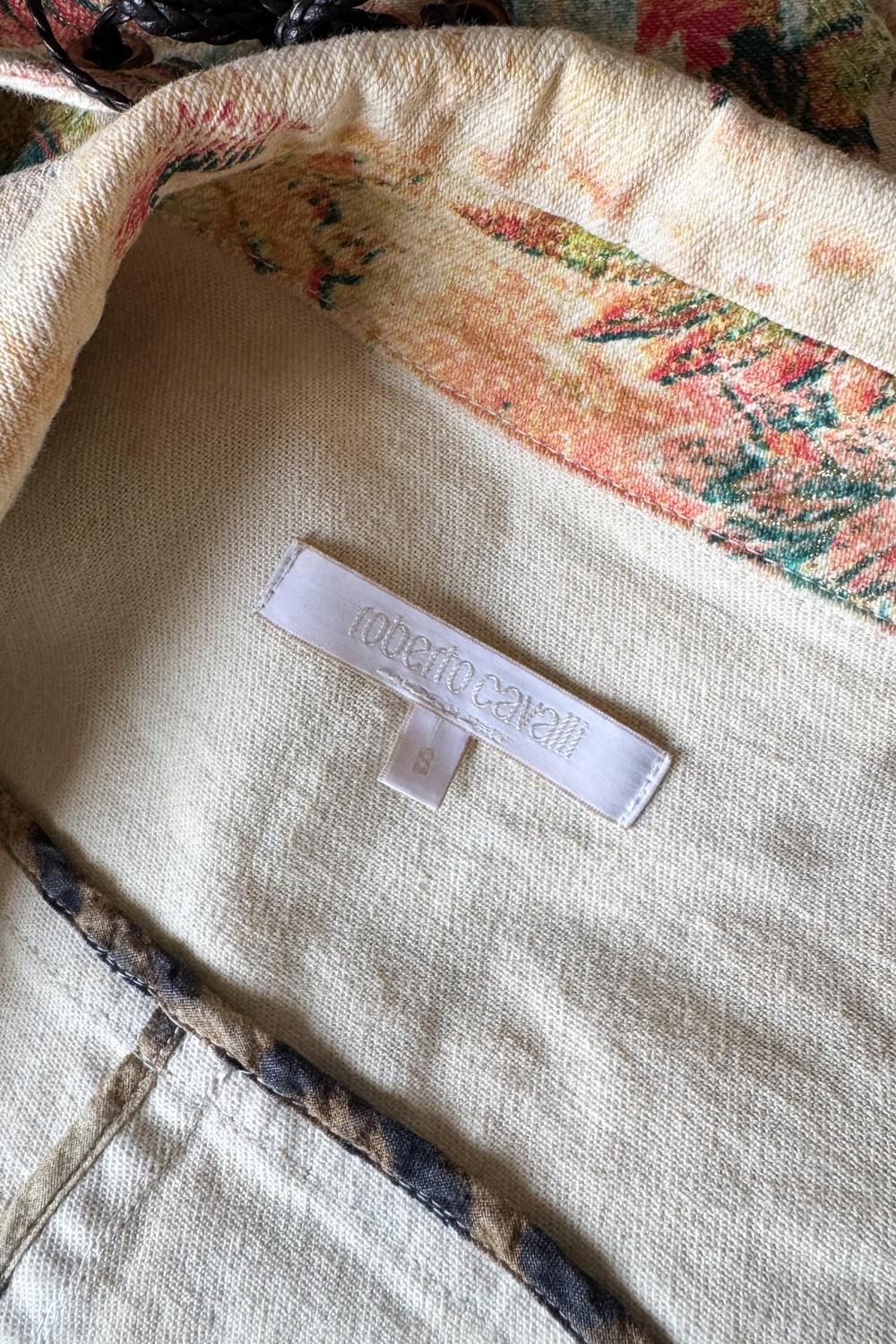 EMERIEU-Roberto-Cavalli-SS-2002-vintage-printed-floral-multicolor-cotton-jacket-label