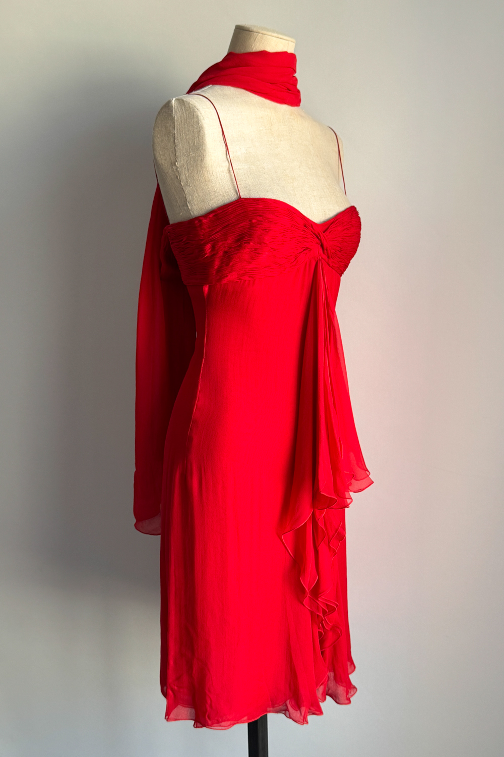 EMERIEU-Valentino-2000s-20003-vintage-red-pleated-mini-scarf-dress-set-2