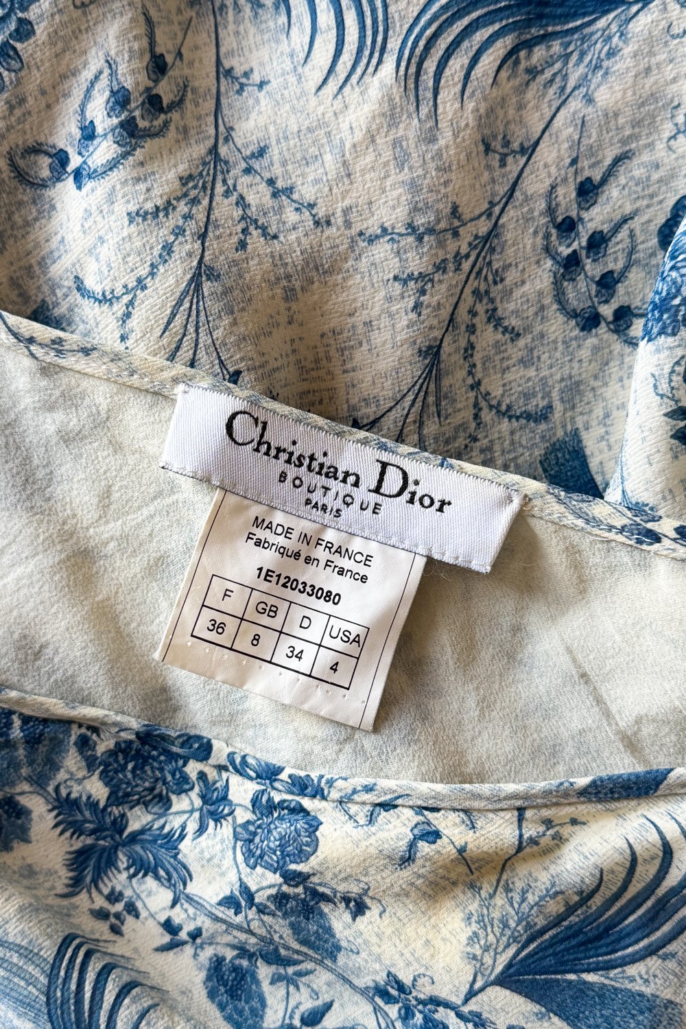 EMERIEU-Christian-Dior-by-John-Galliano-SS-2004-white-blue-floral-printed-silk-maxi-skirt-label