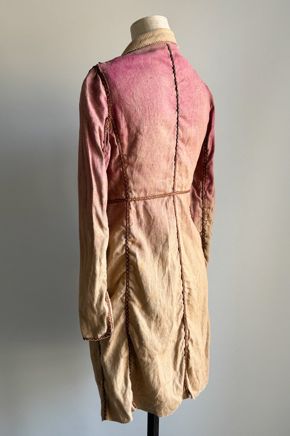 EMERIEU-Fendi-by-Karl-Lagerfeld-SS-2000-beige-pink-dye-linen-long-tie-jacket-3