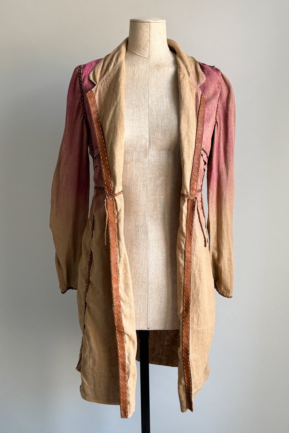 EMERIEU-Fendi-by-Karl-Lagerfeld-SS-2000-beige-pink-dye-linen-long-tie-jacket-5