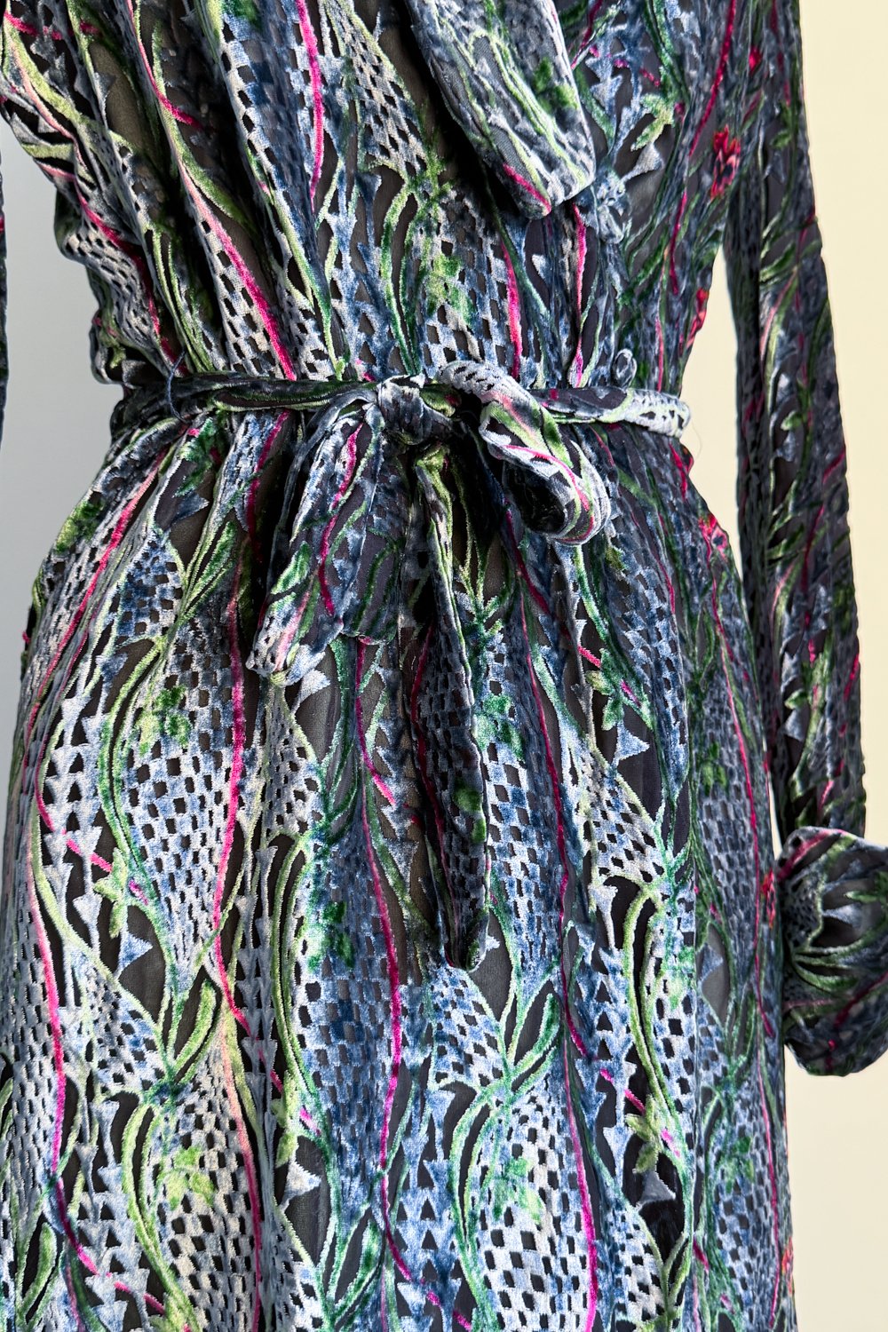 EMERIEU-Chloé-by-Stella-McCartney-FW-1998-vintage-velvet-floral-midi-long-sleeves-dress-10