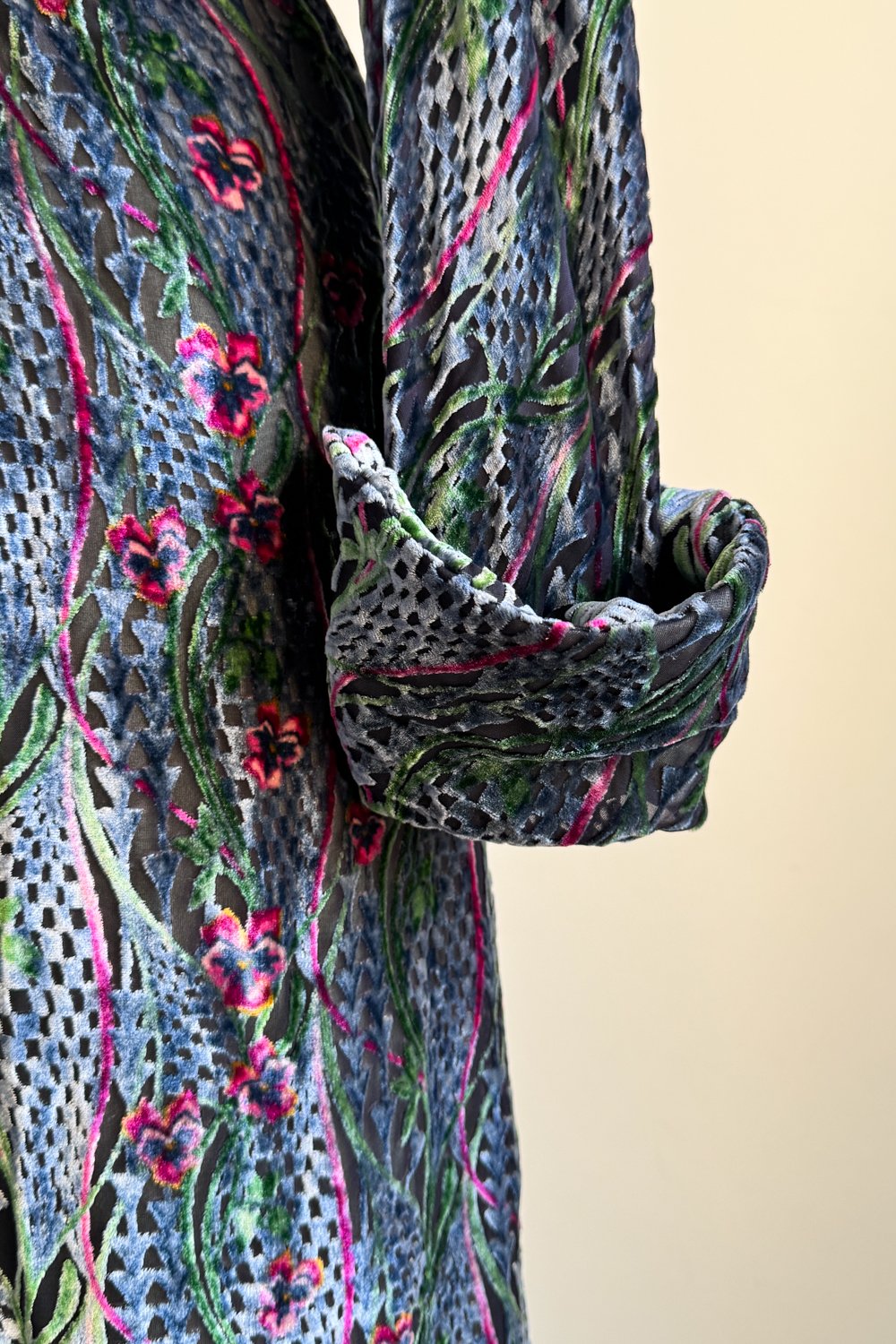 EMERIEU-Chloé-by-Stella-McCartney-FW-1998-vintage-velvet-floral-midi-long-sleeves-dress-11