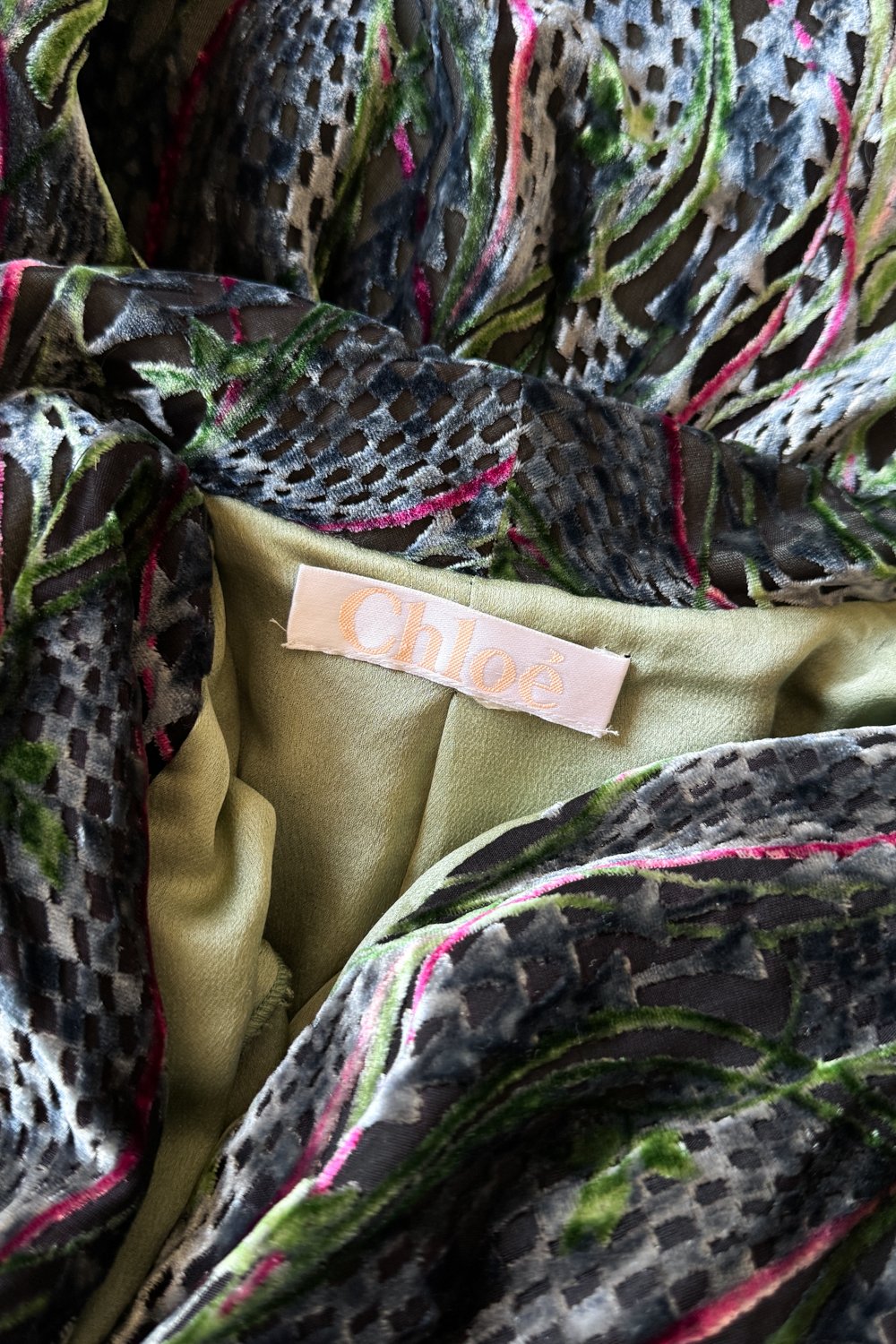 EMERIEU-Chloé-by-Stella-McCartney-FW-1998-vintage-velvet-floral-midi-long-sleeves-dress-label