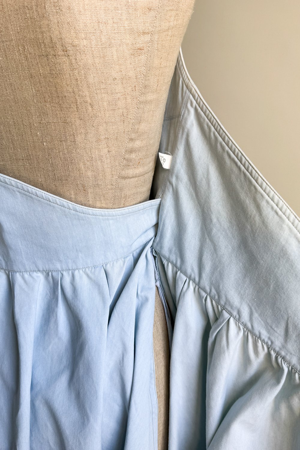 EMERIEU-Thierry-Mugler-SS-1990-vintage-light-blue-cotton-skater-belted-midi-summer-dress-11