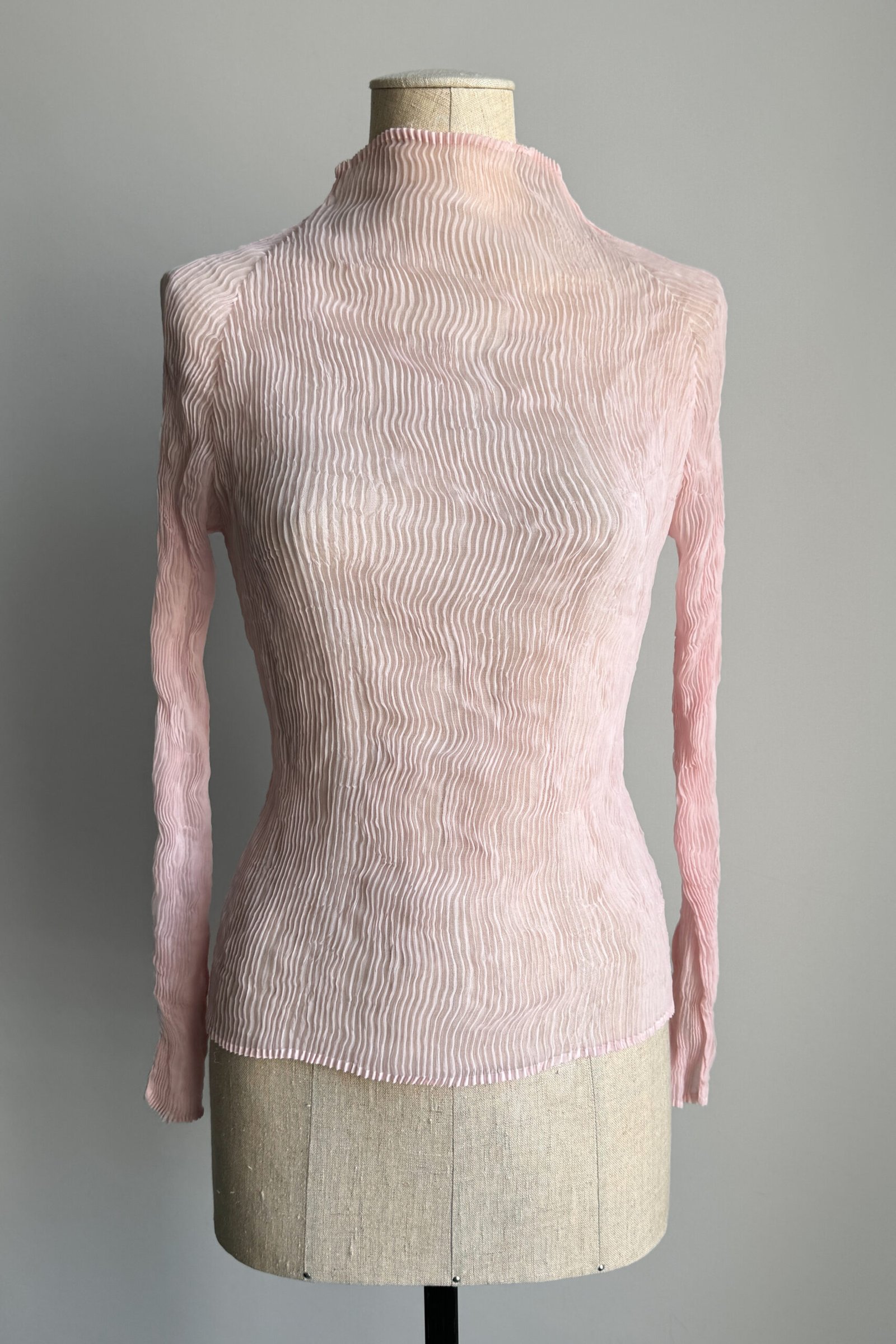 EMERIEU-issey-miyake-SS-1993-light-pink-pleats-long-sleeve-sheer-top-1