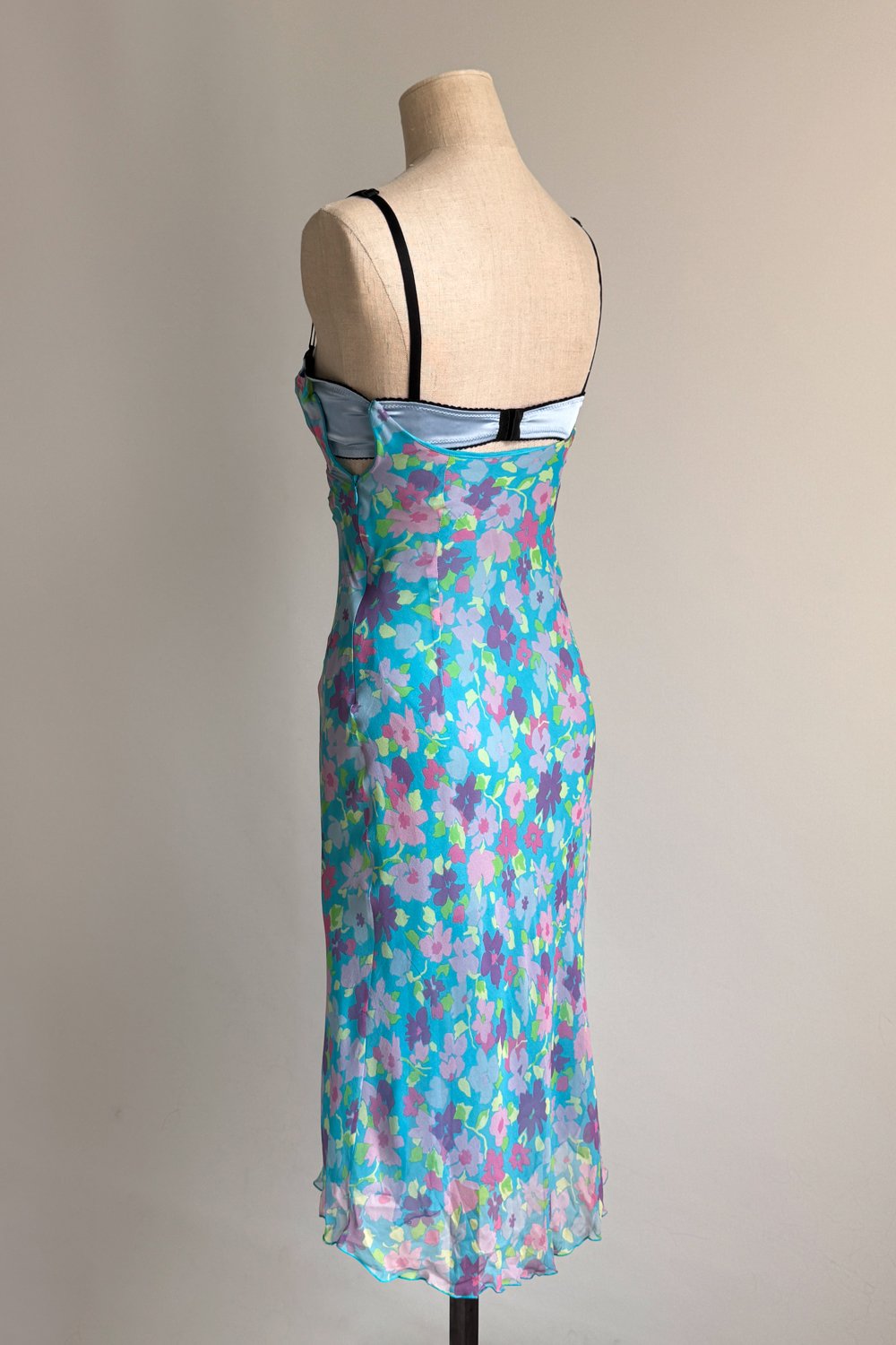 EMERIEU-D&G-Dolce-&-Gabbana-FW-2000-vintage-turquoise-floral-silk-chiffon-bustier-midi-dress-3