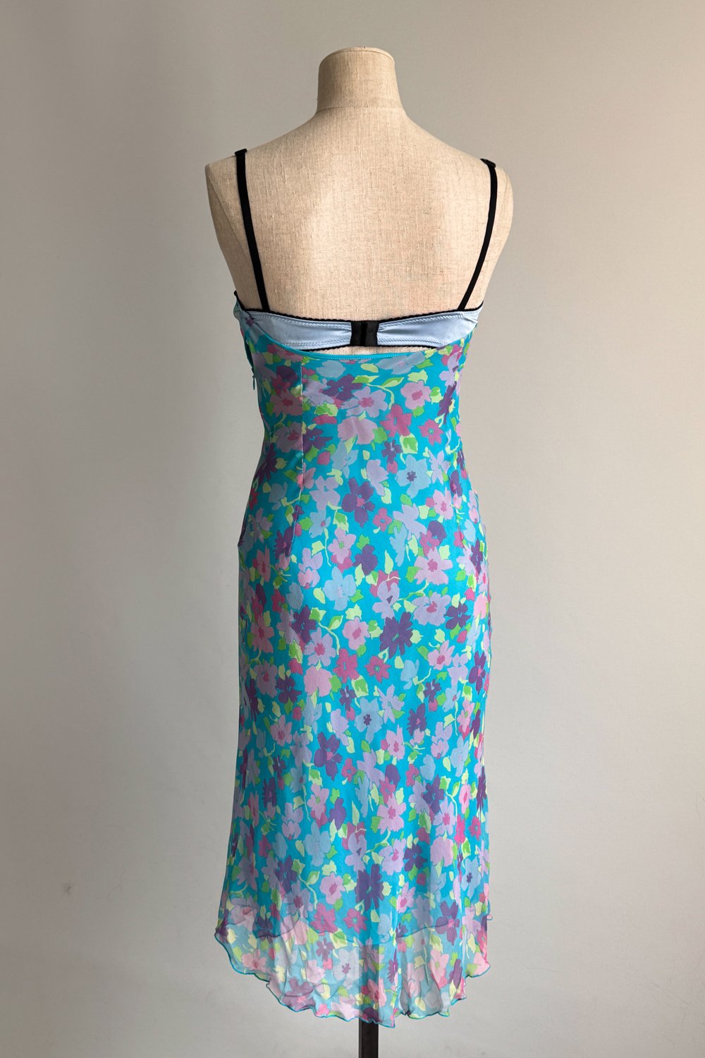 EMERIEU-D&G-Dolce-&-Gabbana-FW-2000-vintage-turquoise-floral-silk-chiffon-bustier-midi-dress-4