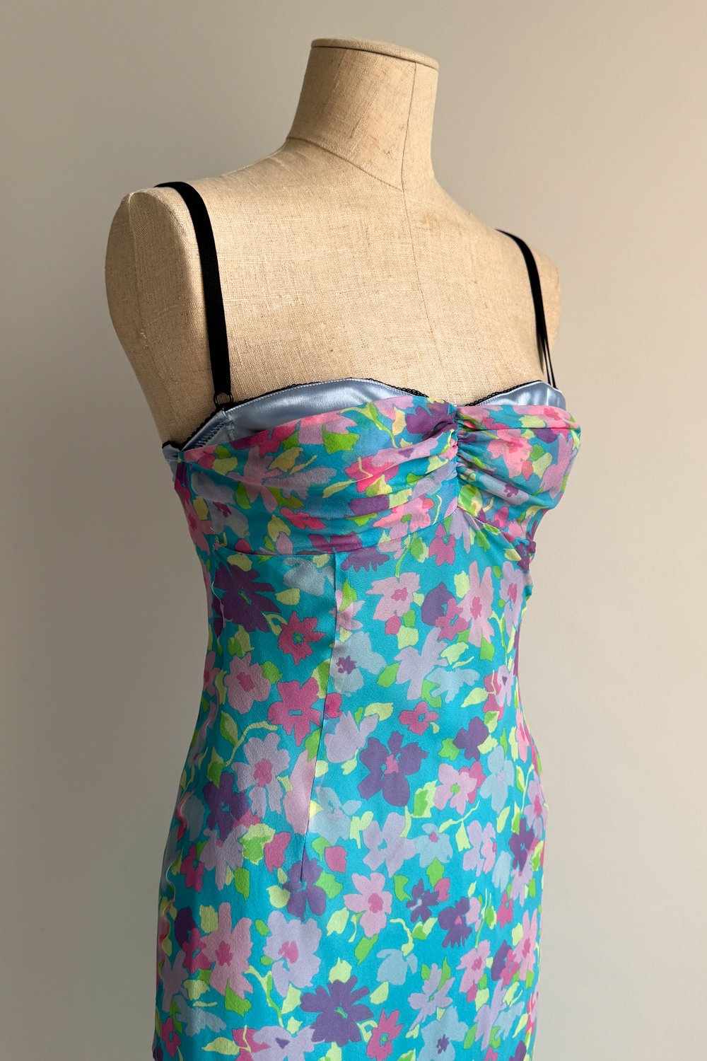 EMERIEU-D&G-Dolce-&-Gabbana-FW-2000-vintage-turquoise-floral-silk-chiffon-bustier-midi-dress-5