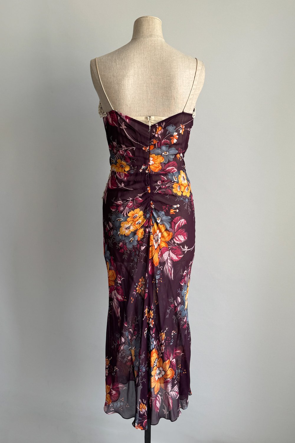 EMERIEU-D&G-Dolce-&-Gabbana-SS-2004-vintage-plum-floral-print-silk-chiffon-slip-dress-with-lace-trim-4
