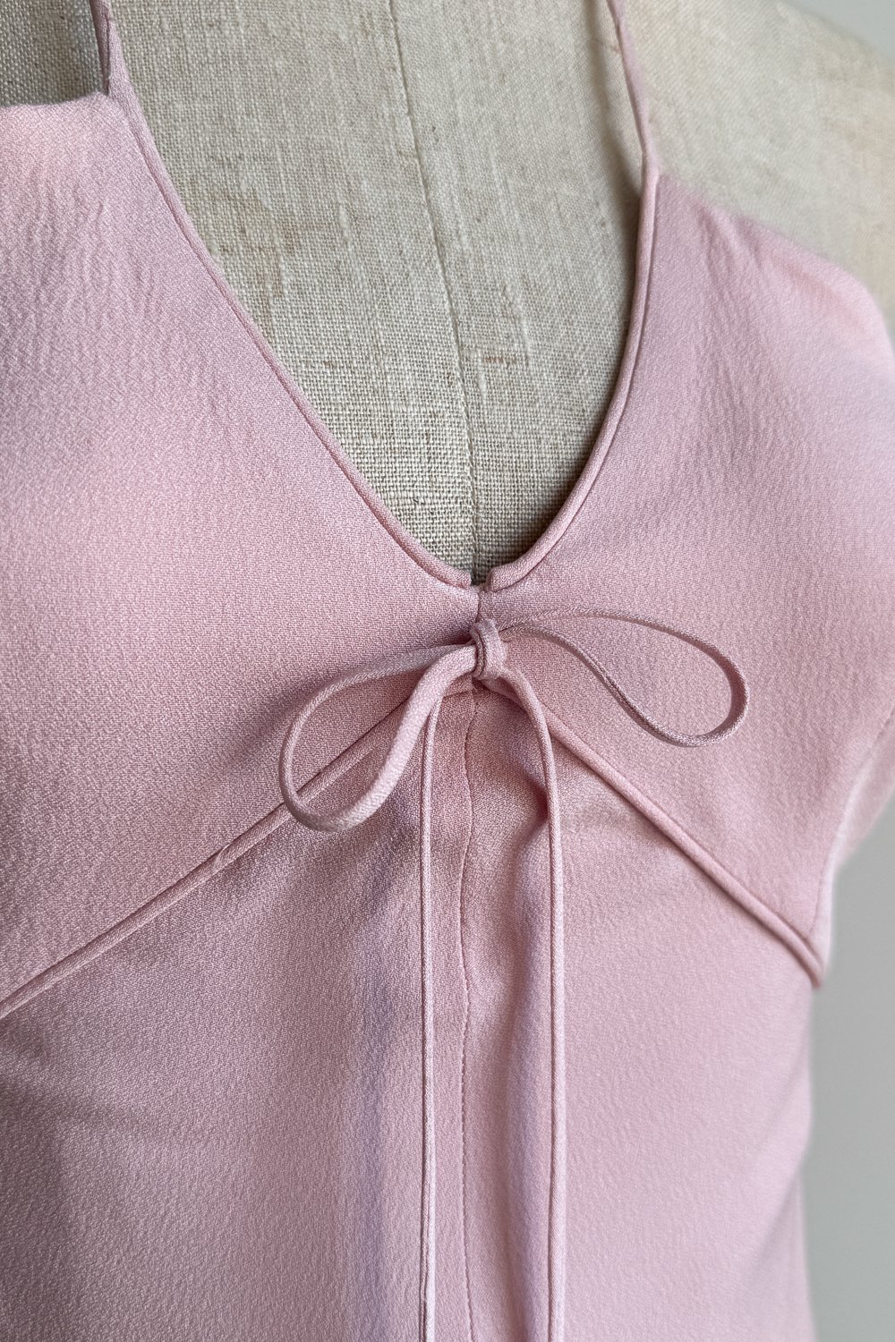EMERIEU-Dolce-&-Gabbana-SS-1995-vintage-pink-hlater-mini-dress-6