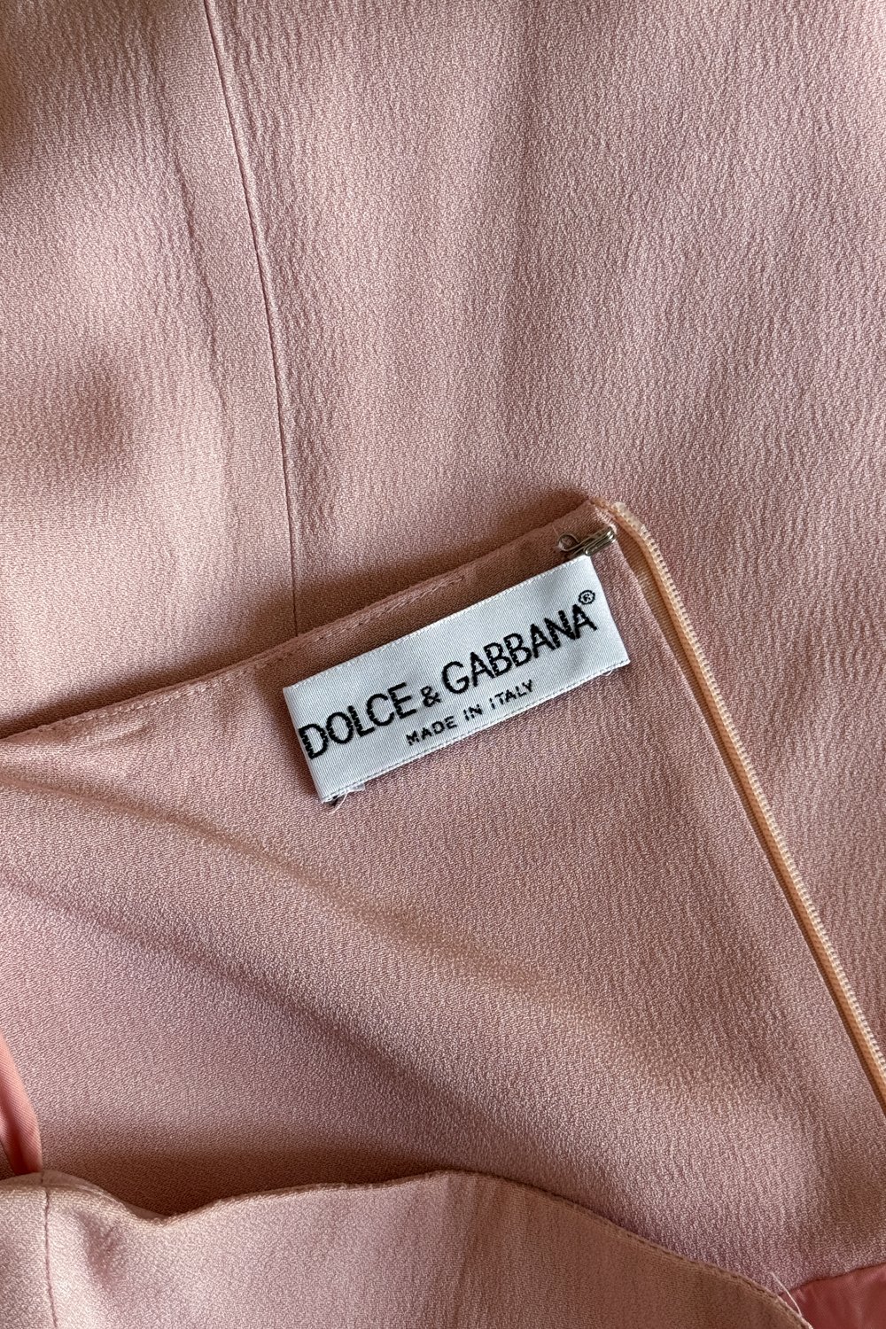 EMERIEU-Dolce-&-Gabbana-SS-1995-vintage-pink-hlater-mini-dress-label