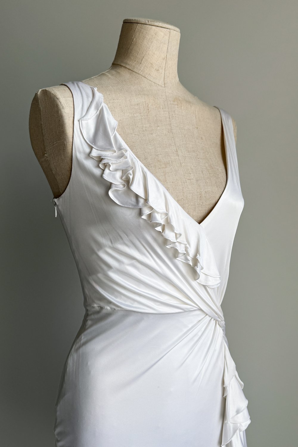 EMERIEU-Versace-2006-2000s-white-draped-ruffle-mini-dress-6