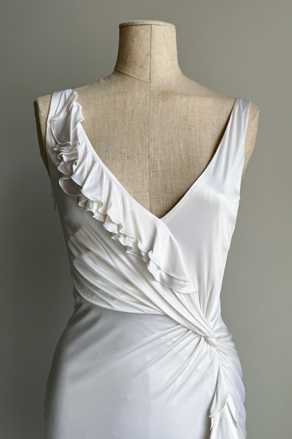 EMERIEU-Versace-2006-2000s-white-draped-ruffle-mini-dress-8
