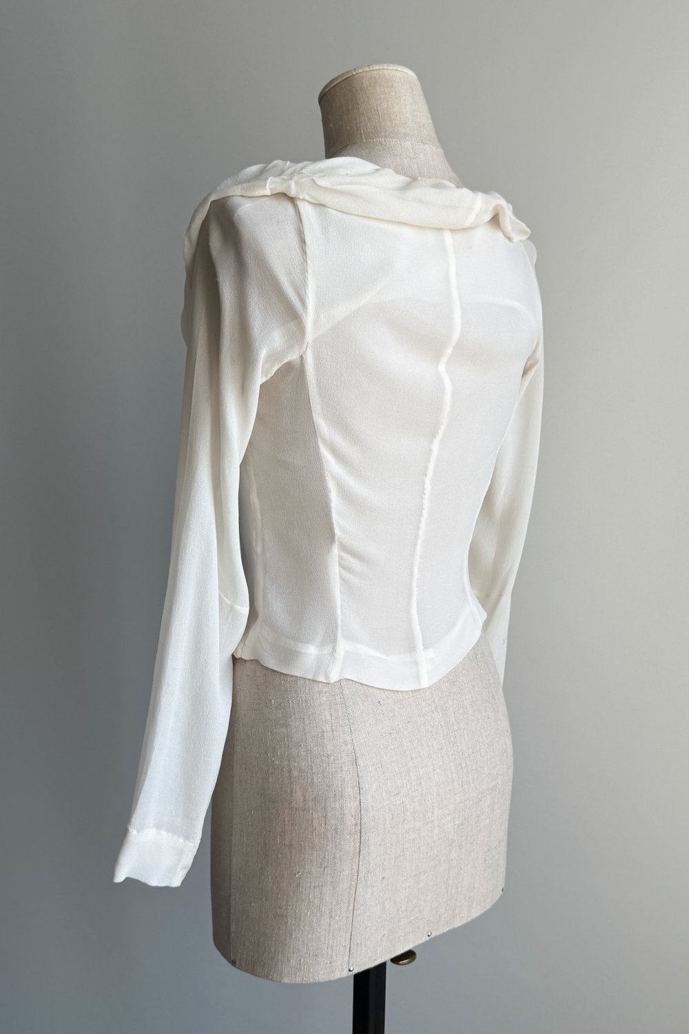 EMERIEU-Vivienne-Westwood-Anglomania-2000s-vintage-ivory-silk-chiffon-draped-blouse-3