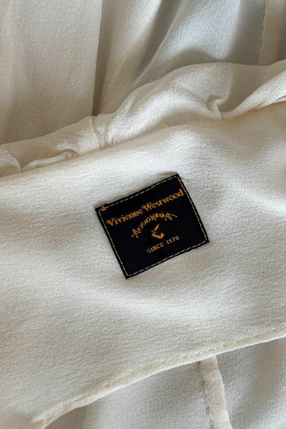 EMERIEU-Vivienne-Westwood-Anglomania-2000s-vintage-ivory-silk-chiffon-draped-blouse-label