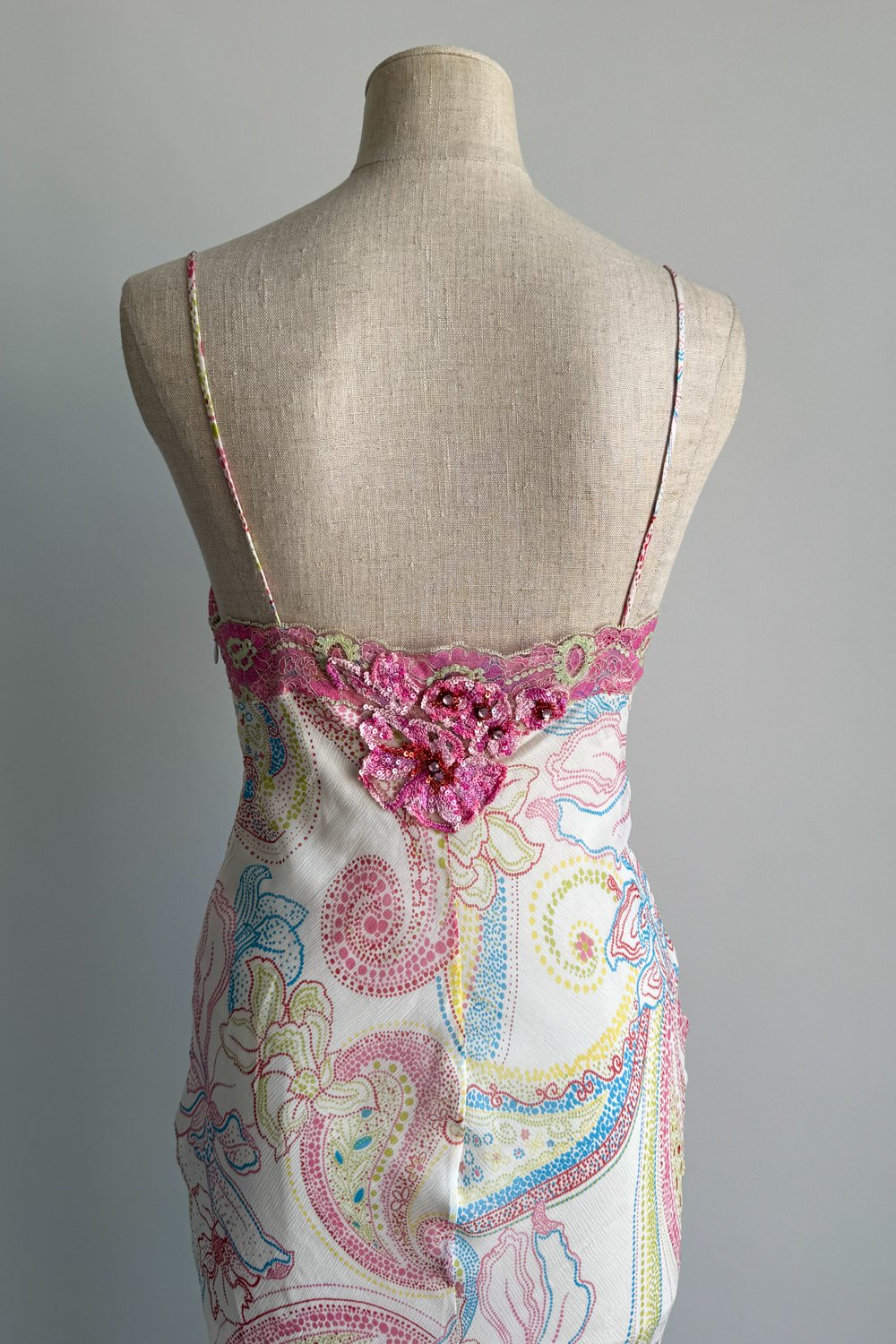 EMERIEU-Iceberg-2000s-white-paisley-print-silk-gown-with-sequin-floral-embroidered-maxi-dress-9