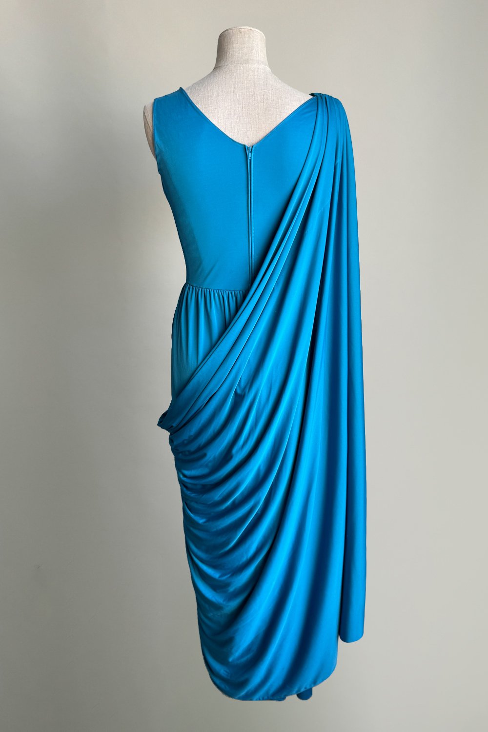 EMERIEU-Lanvin-1970s-vintage-blue-azure-jersey-cape-gown-6