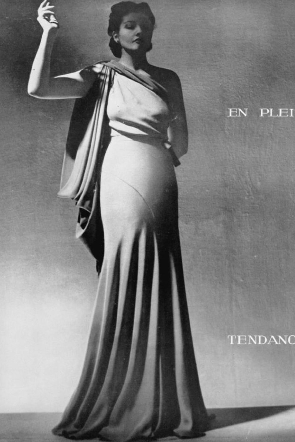 EMERIEU-Lanvin-1970s-vintage-blue-azure-jersey-cape-gown-reference-1