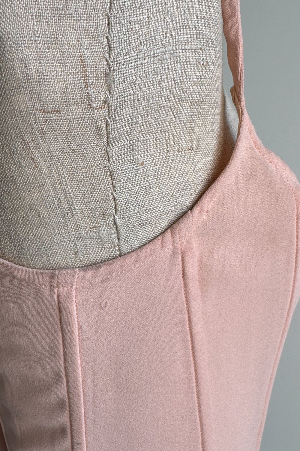 EMERIEU-Lolita-Lempicka-SS-1995-vintage-pink-corset-6