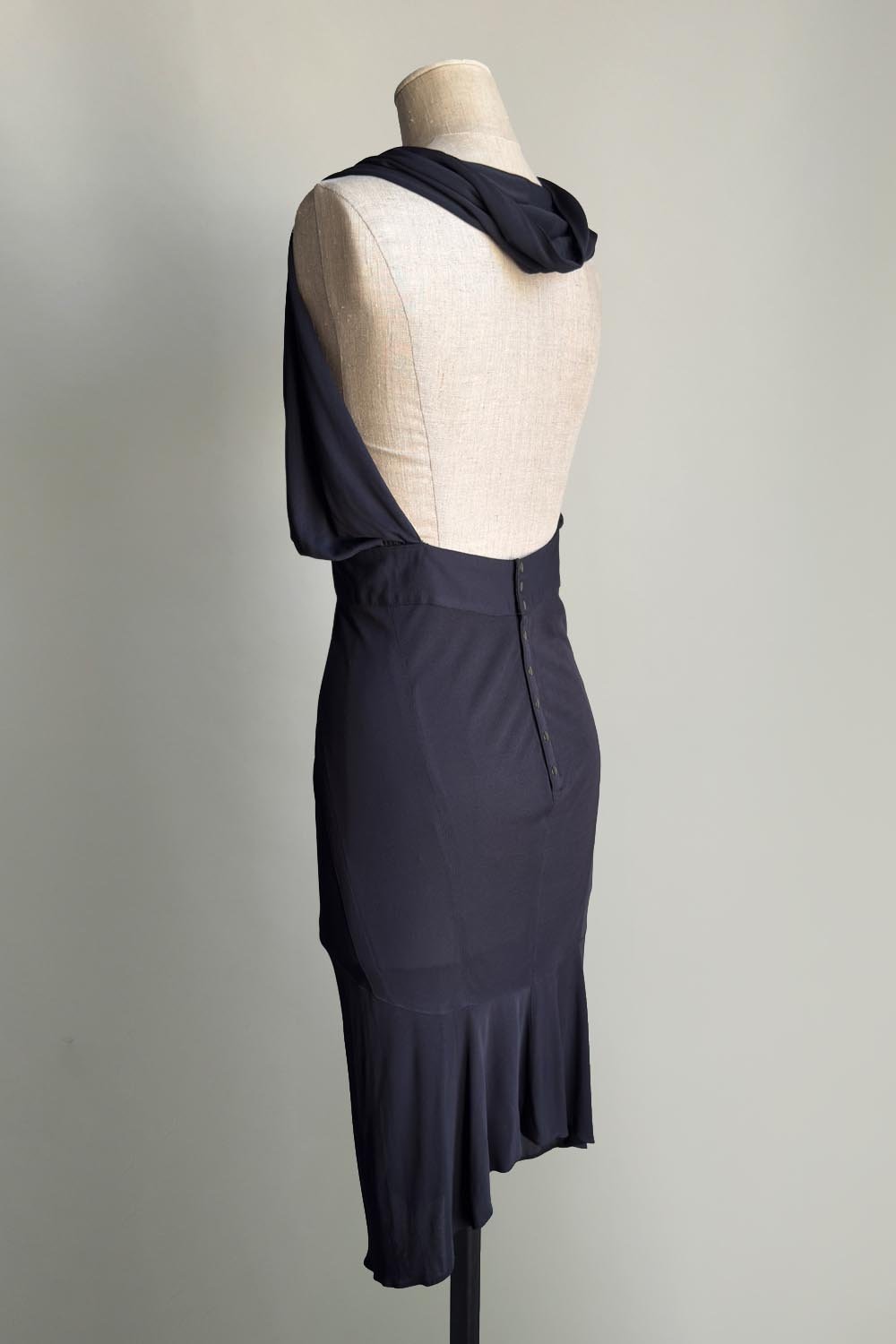 EMERIEU-Alaia-FW-1984-vintage-hooded-dark-blue-midi-dress-3