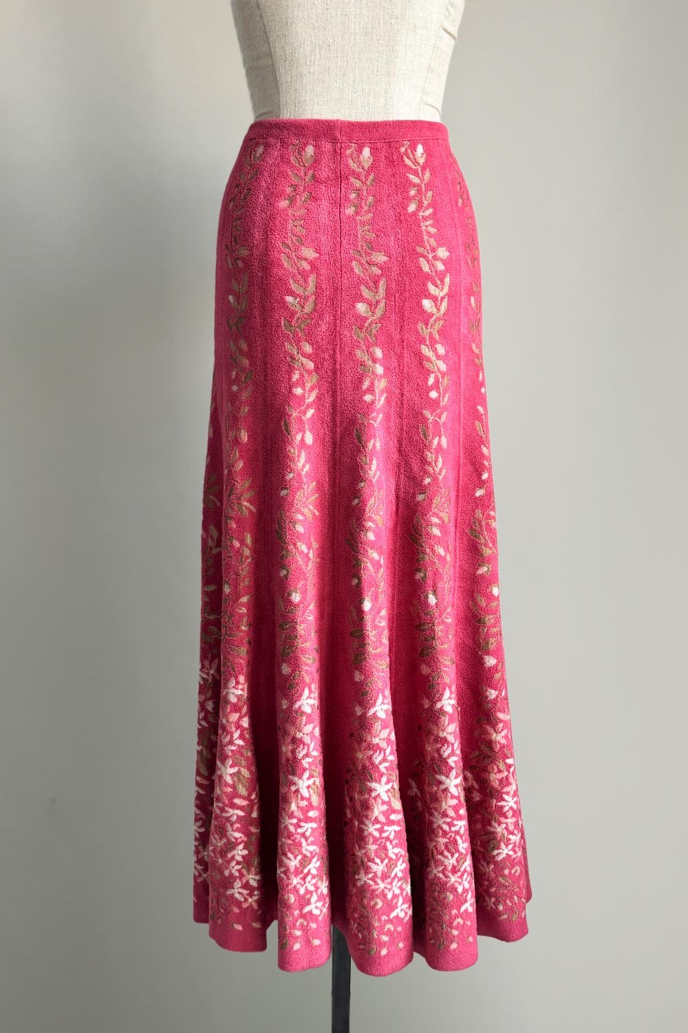 EMERIEU-Alaïa-FW-2000-vintage-pink-floral-jacquard-knit-maxi-skirt-4