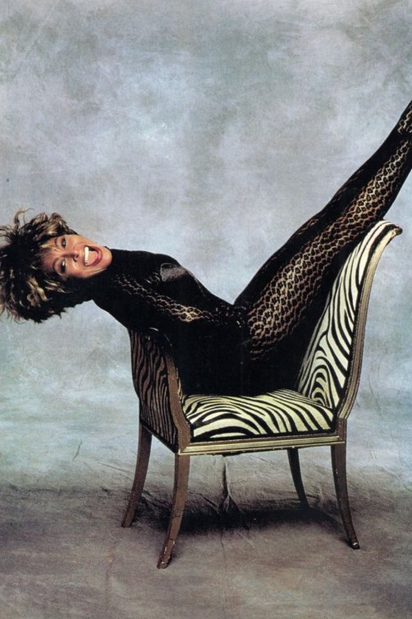EMERIEU-Alaia-FW-1991-vintage-black-lace-leopard-off-shoulder-bodysuit-reference-4