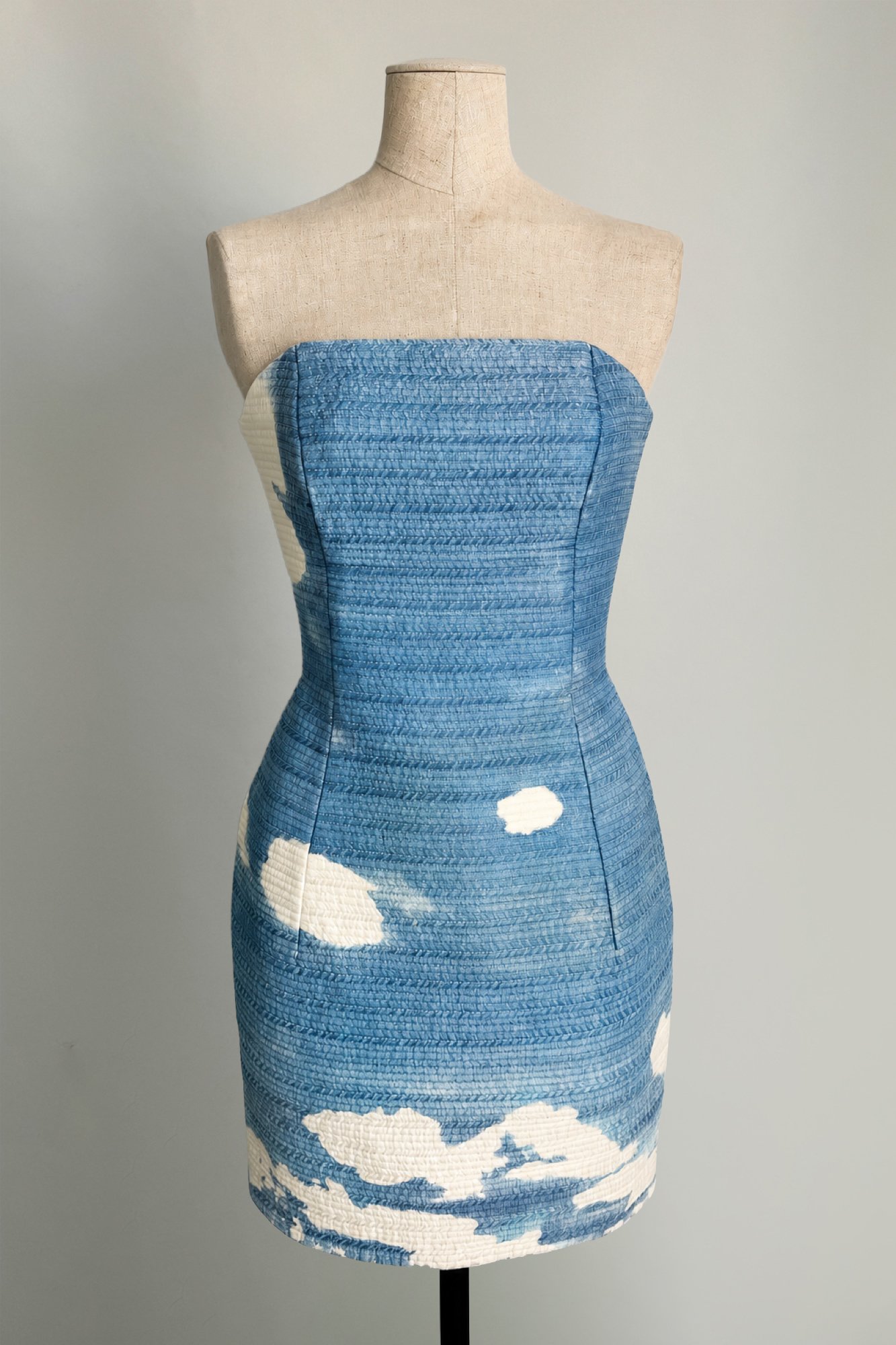 EMERIEU-Gianfranco-Ferre-SS-1992-vintage-cloud-print-mini-silk-dress-1