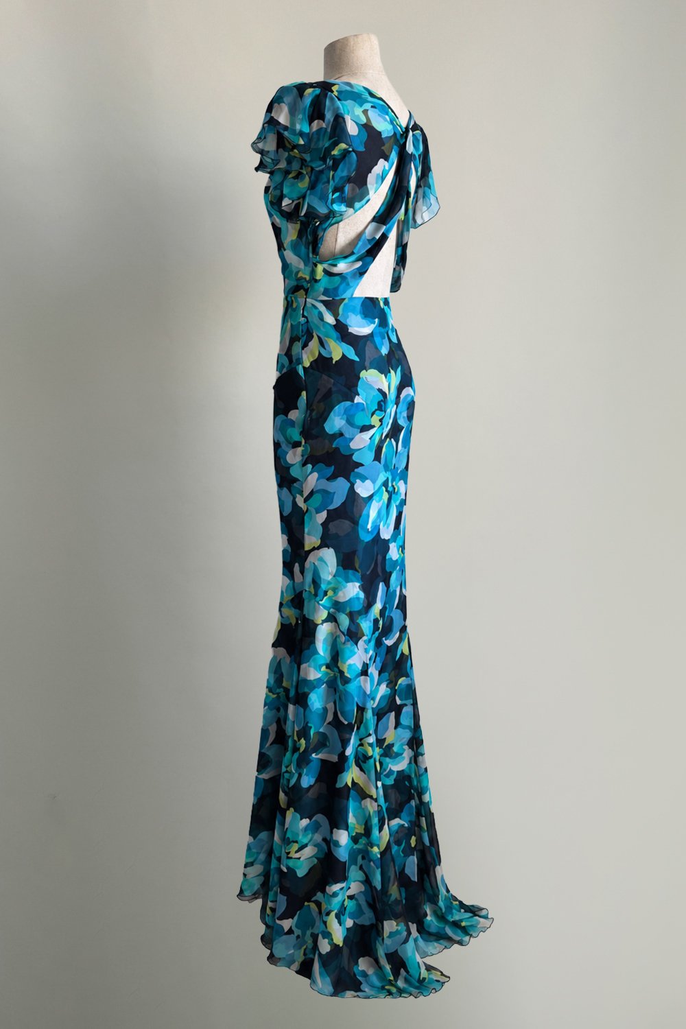 EMERIEU-Gucci-SS-2006-blue-floral-silk-keyhole-opening-maxi-dress-gown-3