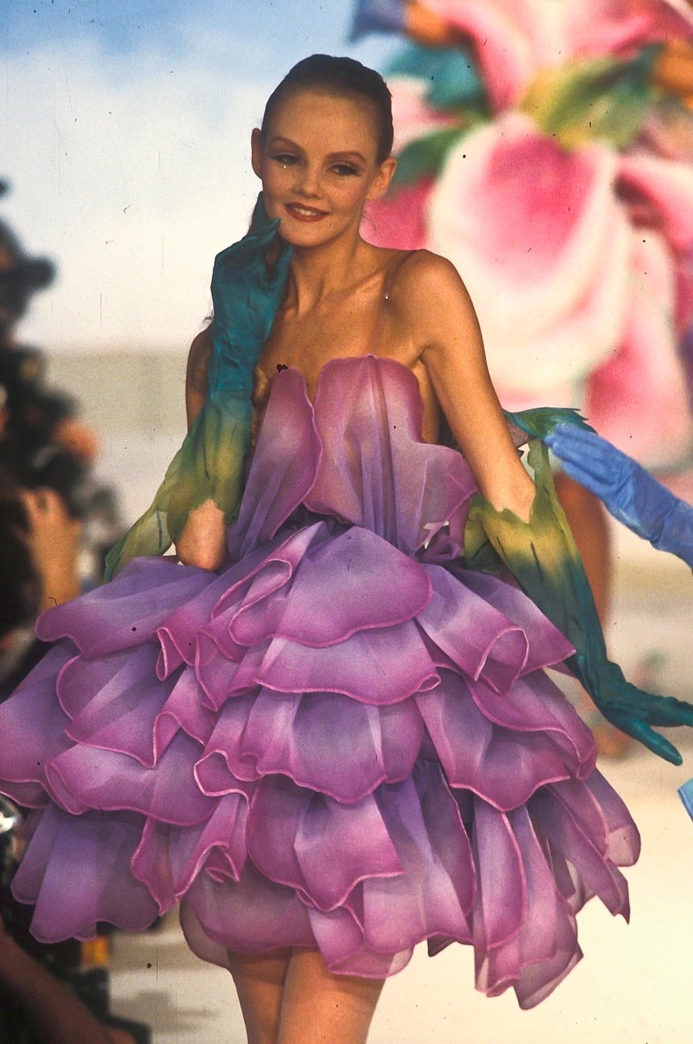 EMERIEU-Thierry-Mugler-SS-1982-vintage-light-green-petal-neckline-off-shoulder-blouse-reference-3
